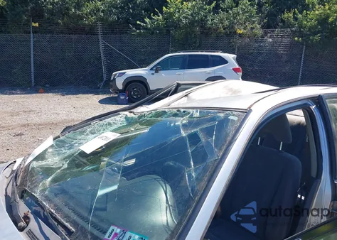 2005 Honda Civic Lx из США, поврежденный, VIN 2HGES165X5H626071